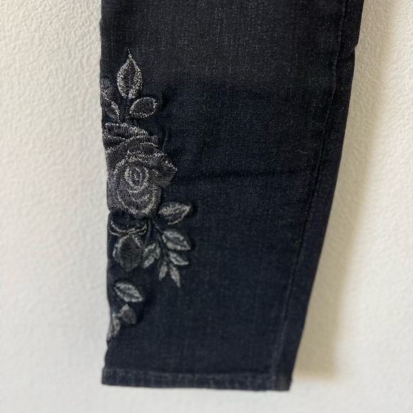 NWOT Jen 7 for All Mankind Black Ankle Skinny Embroidered Rose Jeans Size 6 - Picture 7 of 15